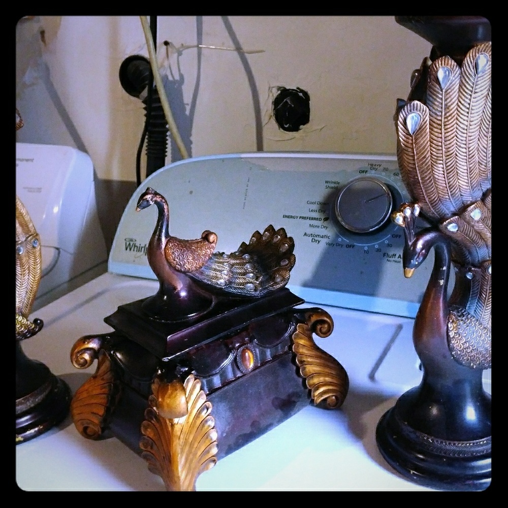 Set of home decor.
